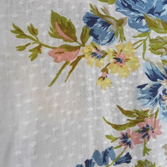 Clip Dot Peplum Floral Flutter Sleeve Top Size 8 US - Picture 4 of 11